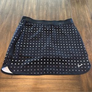 Women’s XL Black Polka Dot Nike a tennis Skirt
